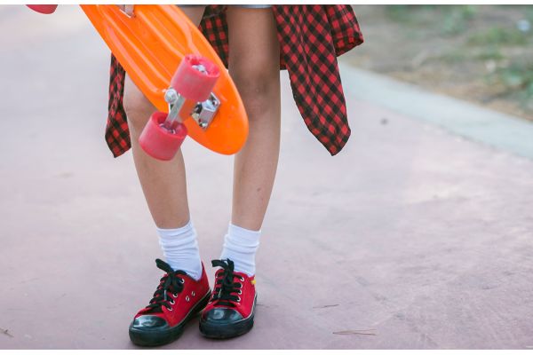 Дитячі кеди на шнурівці та липучці: модель, яка ідеально фіксує ніжку. Олдком піклується про комфорт вашої дитини