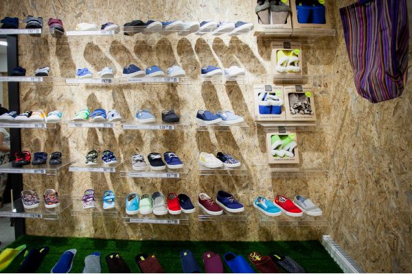 Олдком - зручний інтернет магазин взуття для всієї родини